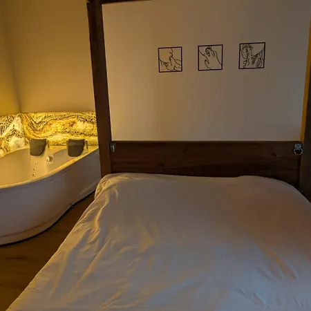 Loveroom Avec Jacuzzi Privatif